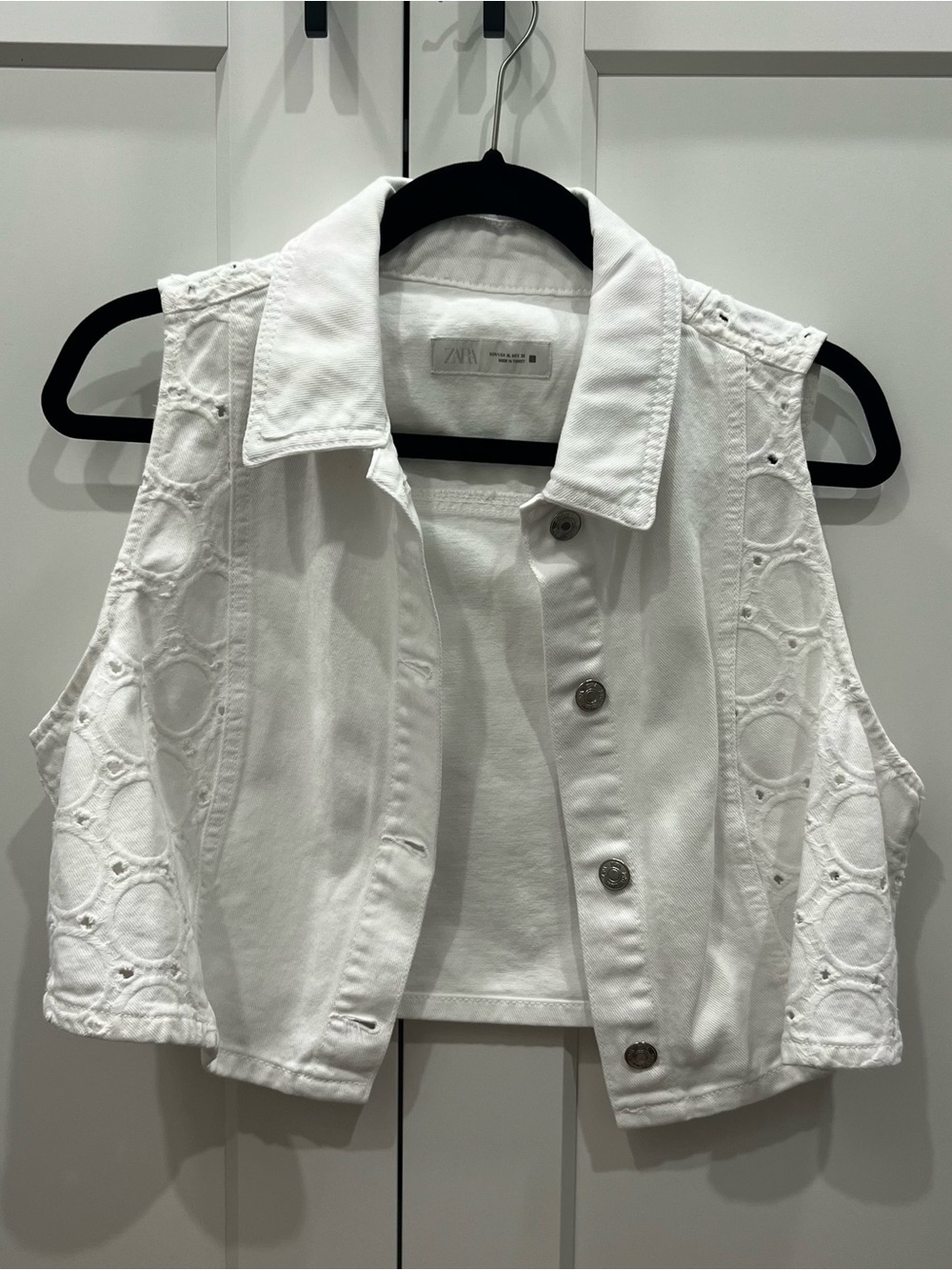 Zara cropped vest